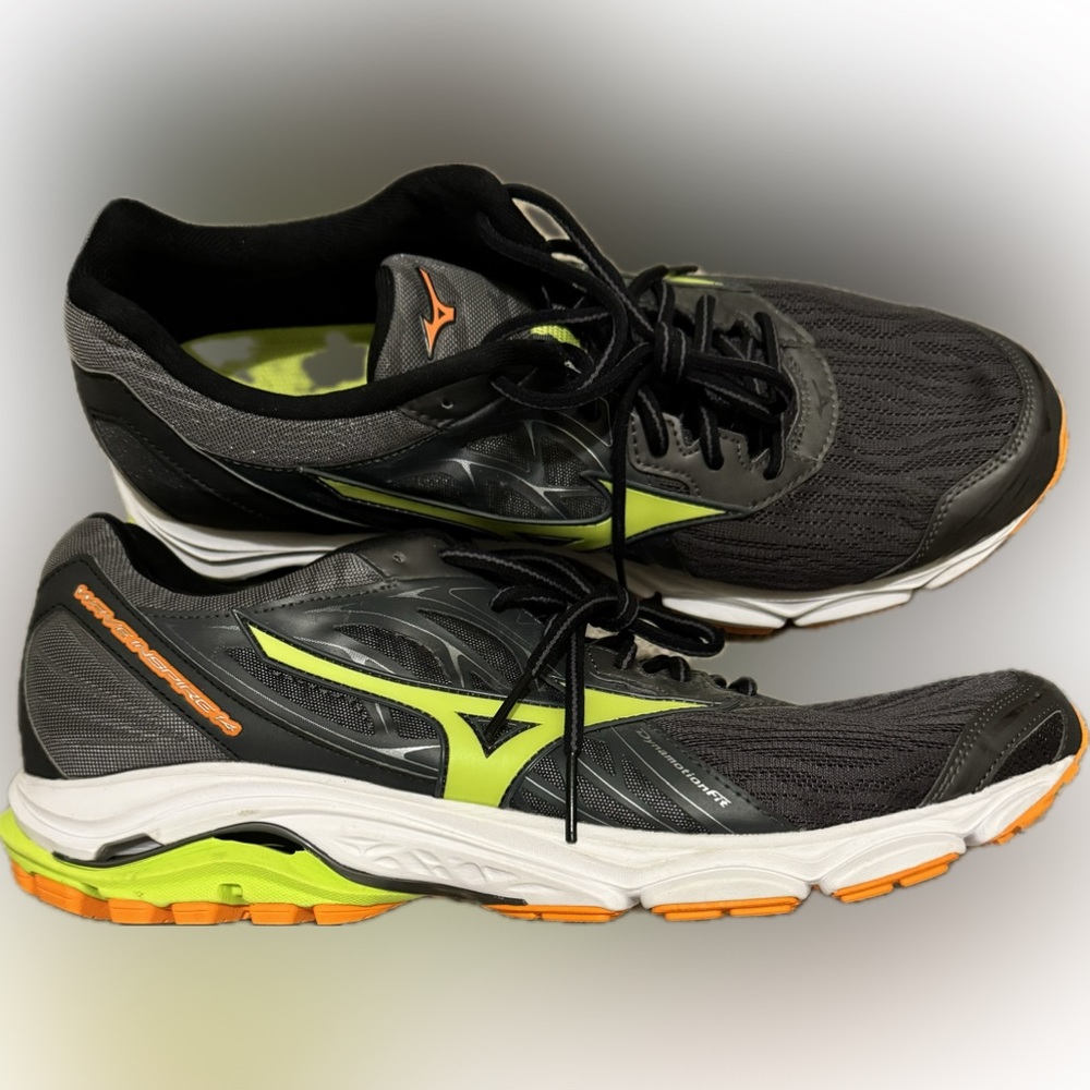 Mizuno Wave Inspire 14 Dynamotionfit Running Shoe USA Sz 15